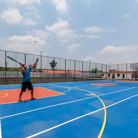 Stayvista'S La Palm - 8Bhk Villa With Gym & Sauna-3